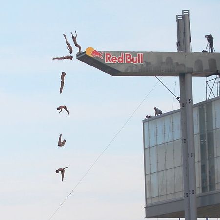 Red Bull Cliff Diving Boston 2012