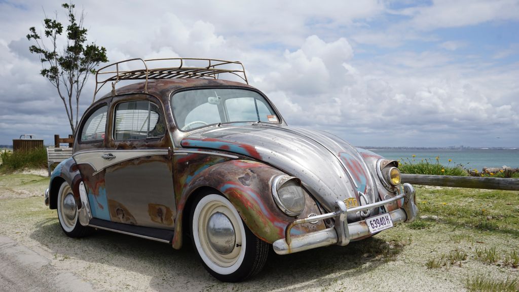 Volkswagen Beetle photo by Doug Maloney on Unsplash